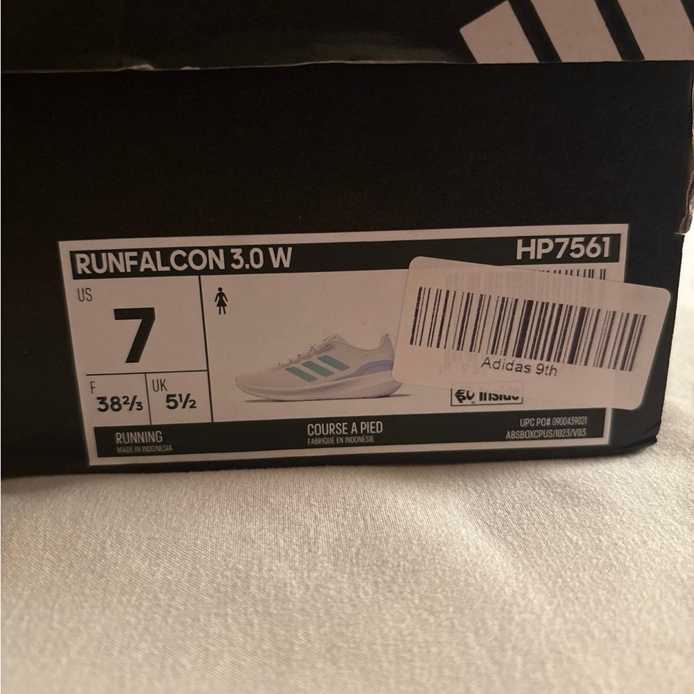 Adidas - Picture 5 of 5